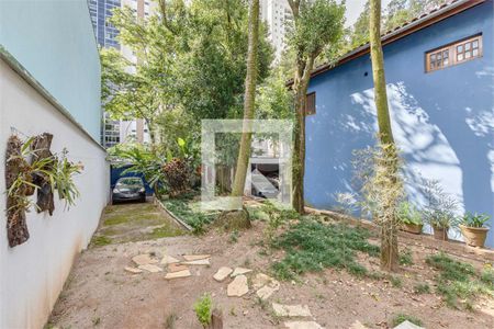 Casa à venda com 3 quartos, 270m² em Santo Amaro, São Paulo