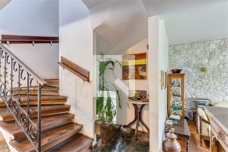 Casa à venda com 3 quartos, 270m² em Santo Amaro, São Paulo