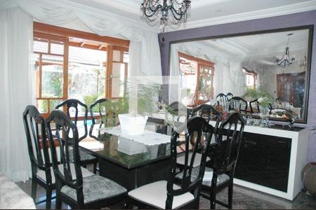 Casa à venda com 5 quartos, 520m² em Interlagos, São Paulo