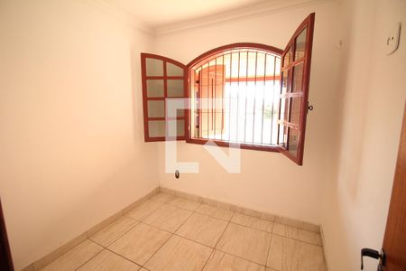 Quarto 1 de casa à venda com 3 quartos, 360m² em Novo Eldorado, Contagem