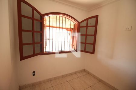 Quarto 1 de casa à venda com 3 quartos, 360m² em Novo Eldorado, Contagem