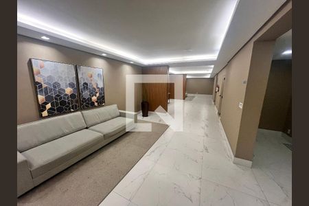 Hall de entrada de apartamento à venda com 2 quartos, 64m² em Parada Inglesa, São Paulo