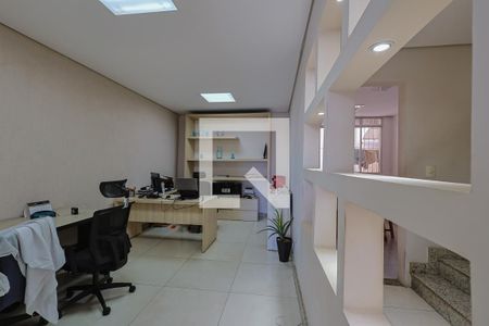 Sala de casa à venda com 4 quartos, 231m² em Caiçaras, Belo Horizonte
