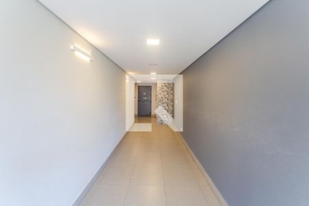 Hall de entrada de apartamento à venda com 2 quartos, 65m² em Santa Efigênia, Belo Horizonte