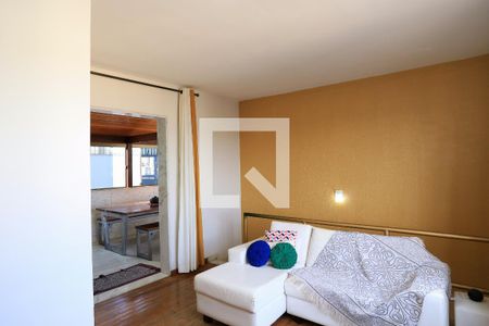 Sala de TV de apartamento para alugar com 3 quartos, 146m² em União, Belo Horizonte