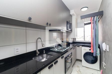 Cozinha e Área de Serviço de apartamento à venda com 2 quartos, 40m² em Jardim Santo Antonio, São Paulo