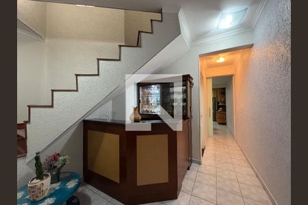 Sala de casa à venda com 3 quartos, 183m² em Parque Gerassi, Santo André