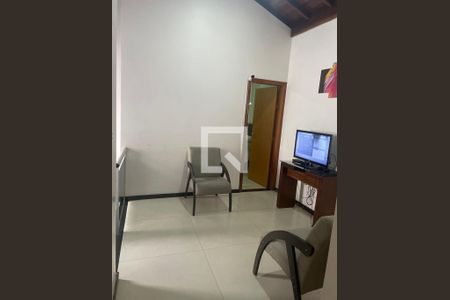 Quarto de casa para alugar com 4 quartos, 140m² em Morada Nova, Contagem