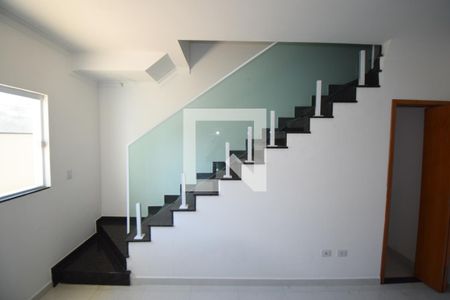 Sala/Cozinha de casa de condomínio à venda com 2 quartos, 60m² em Vila Nova Manchester, São Paulo