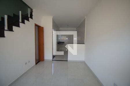 Sala/Cozinha de casa de condomínio à venda com 2 quartos, 60m² em Vila Nova Manchester, São Paulo