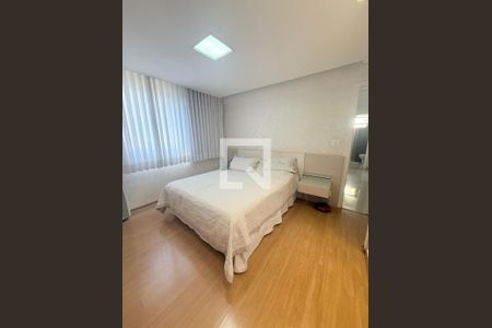 Foto 10 de apartamento à venda com 4 quartos, 224m² em Castelo, Belo Horizonte