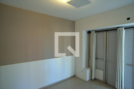Quarto de apartamento à venda com 1 quarto, 71m² em Barra da Tijuca, Rio de Janeiro