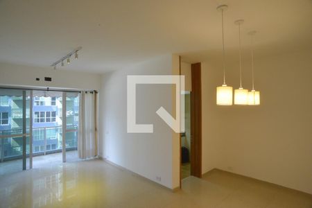 Sala de apartamento à venda com 1 quarto, 71m² em Barra da Tijuca, Rio de Janeiro