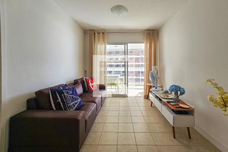 Sala de apartamento para alugar com 2 quartos, 99m² em Vila Alzira, Guarujá