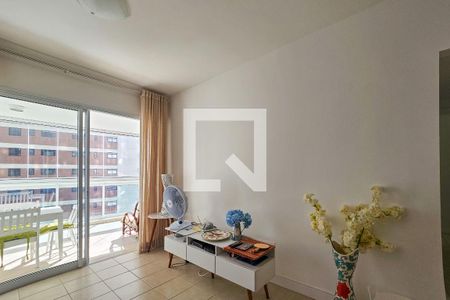 Sala de apartamento para alugar com 2 quartos, 99m² em Vila Alzira, Guarujá