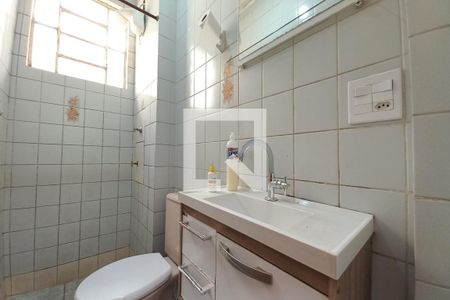 Banheiro de apartamento para alugar com 2 quartos, 50m² em Jardim Santa Cruz, Campinas