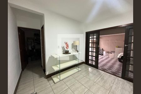 Sala 2 de casa para alugar com 3 quartos, 250m² em Jardim Belval, Barueri