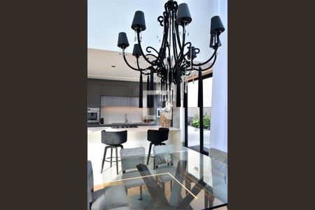 Casa à venda com 4 quartos, 350m² em Brooklin, São Paulo