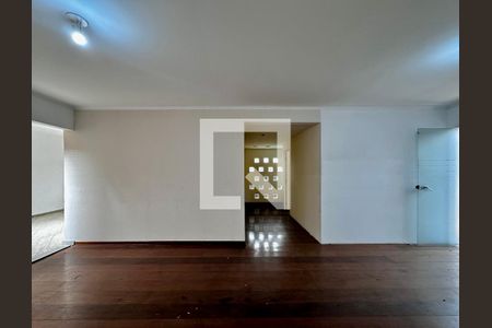 Sala de casa para alugar com 4 quartos, 400m² em Campo Belo, São Paulo