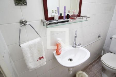 Lavabo de casa para alugar com 2 quartos, 125m² em Indianópolis, São Paulo