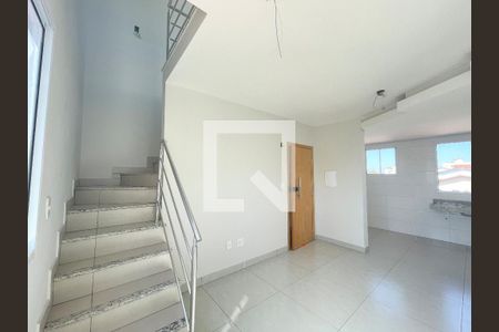 Sala de apartamento à venda com 2 quartos, 98m² em Santa Monica, Belo Horizonte