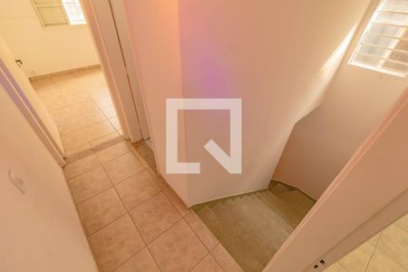 Corredor de casa à venda com 3 quartos, 142m² em Conjunto Residencial Jardim Canaa, São Paulo
