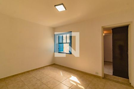 Quarto de casa à venda com 3 quartos, 142m² em Conjunto Residencial Jardim Canaa, São Paulo