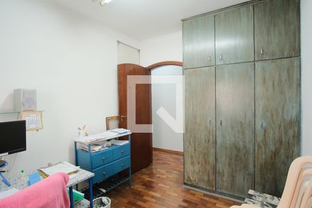 Quarto 2 de casa à venda com 3 quartos, 300m² em Vila Carrão, São Paulo