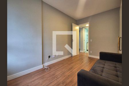 Quarto de apartamento para alugar com 2 quartos, 70m² em Recreio dos Bandeirantes, Rio de Janeiro
