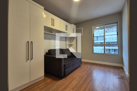 Quarto de apartamento para alugar com 2 quartos, 70m² em Recreio dos Bandeirantes, Rio de Janeiro