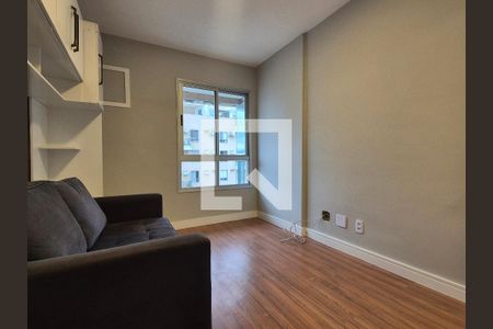 Quarto de apartamento para alugar com 2 quartos, 70m² em Recreio dos Bandeirantes, Rio de Janeiro