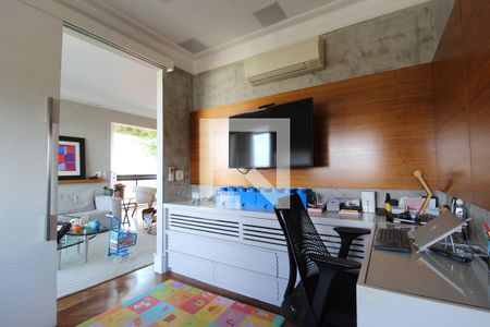 Escritório de apartamento à venda com 3 quartos, 165m² em Itaim Bibi, São Paulo