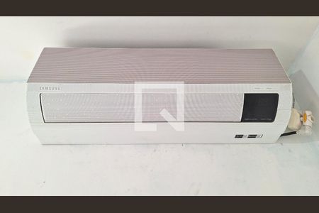 Quarto de casa à venda com 3 quartos, 200m² em Vila Ipojuca, São Paulo