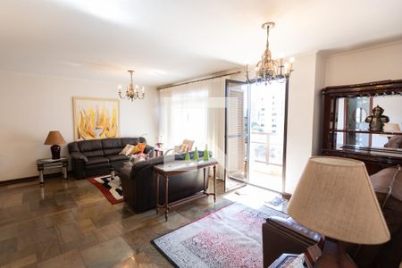 Sala de apartamento para alugar com 3 quartos, 150m² em Centro, Campinas