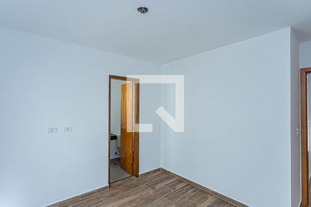 Suite de casa à venda com 3 quartos, 150m² em Chacara Nossa Senhora Aparecida, São Paulo