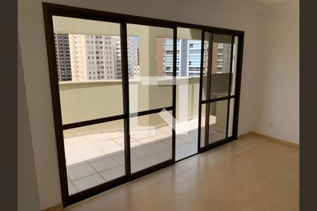 Apartamento à venda com 1 quarto, 81m² em Cambuí, Campinas