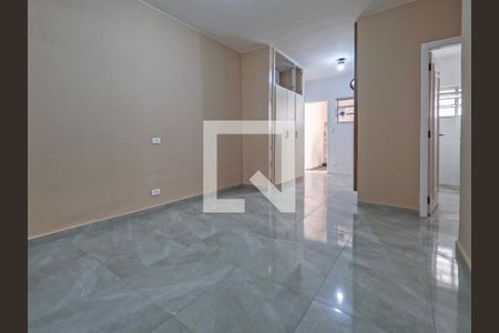 Sala de casa para alugar com 3 quartos, 250m² em Vila Zulmira, São Paulo
