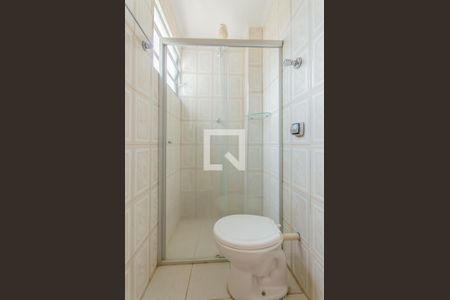 Banheiro de kitnet/studio para alugar com 1 quarto, 30m² em Aclimação, São Paulo