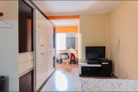 Sala/Quarto de kitnet/studio para alugar com 1 quarto, 30m² em Aclimação, São Paulo