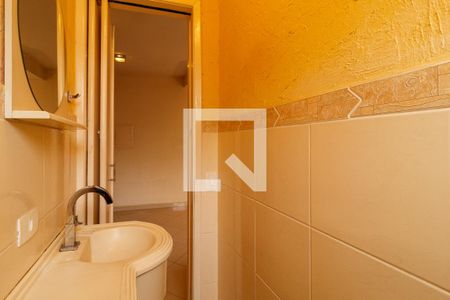 Lavabo de casa de condomínio para alugar com 2 quartos, 129m² em Vila Nova Mazzei, São Paulo