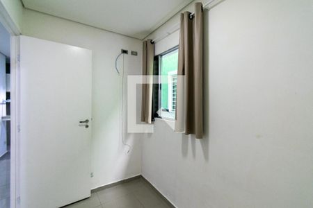 Quarto 2 de casa para alugar com 2 quartos, 32m² em Vila Santa Catarina, São Paulo