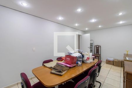Sala 2 de casa à venda com 5 quartos, 225m² em Vila Lanzara, Guarulhos