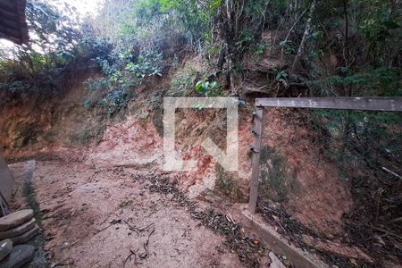 Quintal de casa à venda com 3 quartos, 120m² em Maravista, Niterói