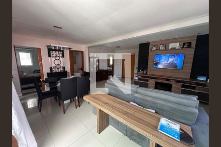 Casa à venda com 8 quartos, 1000m² em Itaberaba, São Paulo