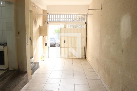 Garagem de casa à venda com 3 quartos, 144m² em Osvaldo Cruz, São Caetano do Sul