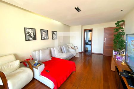 Sala de Estar de casa à venda com 3 quartos, 720m² em Mangabeiras, Belo Horizonte