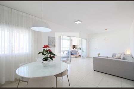 Sala de apartamento para alugar com 3 quartos, 110m² em Vila Suzana, São Paulo