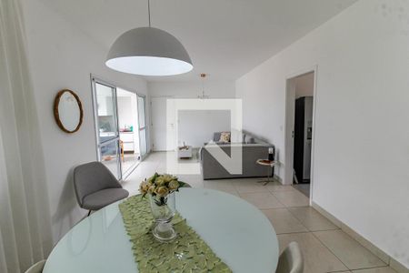 Sala de apartamento para alugar com 3 quartos, 110m² em Vila Suzana, São Paulo