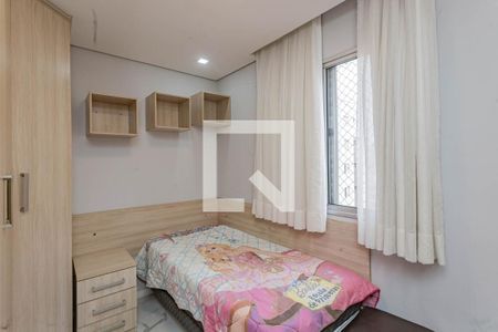 Quarto 1 de apartamento para alugar com 3 quartos, 64m² em Parque Bristol, São Paulo