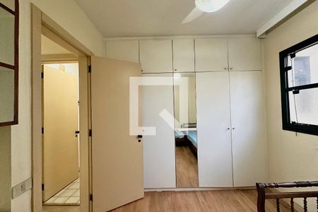 Quarto  de apartamento para alugar com 2 quartos, 84m² em Botafogo, Rio de Janeiro